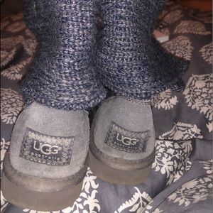 NWOT navy blue knit uggs